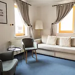 Zum Goldenen Schiff - Historisches Mit Fruehstueck & Self-check-in 3*