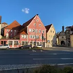 Gæstehus Zum Goldenen Schiff - Historisches Mit Fruehstueck & Self-check-in Marktbreit