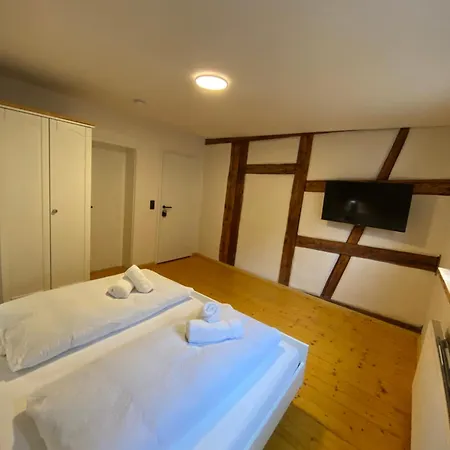 Penzion Zum Goldenen Schiff - Historisches Mit Fruehstueck & Self-check-in Marktbreit