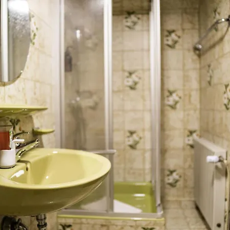 Penzion Zum Goldenen Schiff - Historisches Mit Fruehstueck & Self-check-in Marktbreit