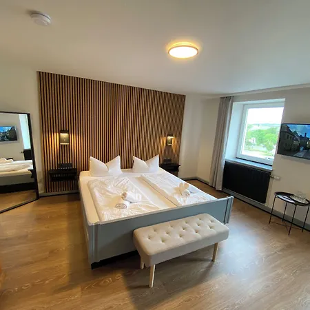 招待所 Zum Goldenen Schiff - Historisches Mit Fruehstueck & Self-check-in 3*